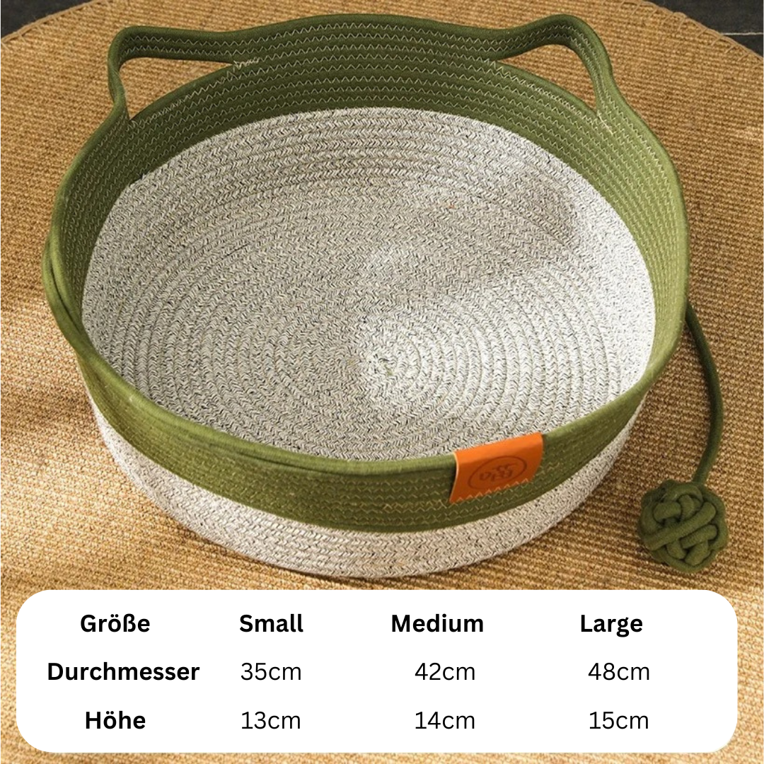 Cotton rope cat bed with a green band, above a table of its three sizes